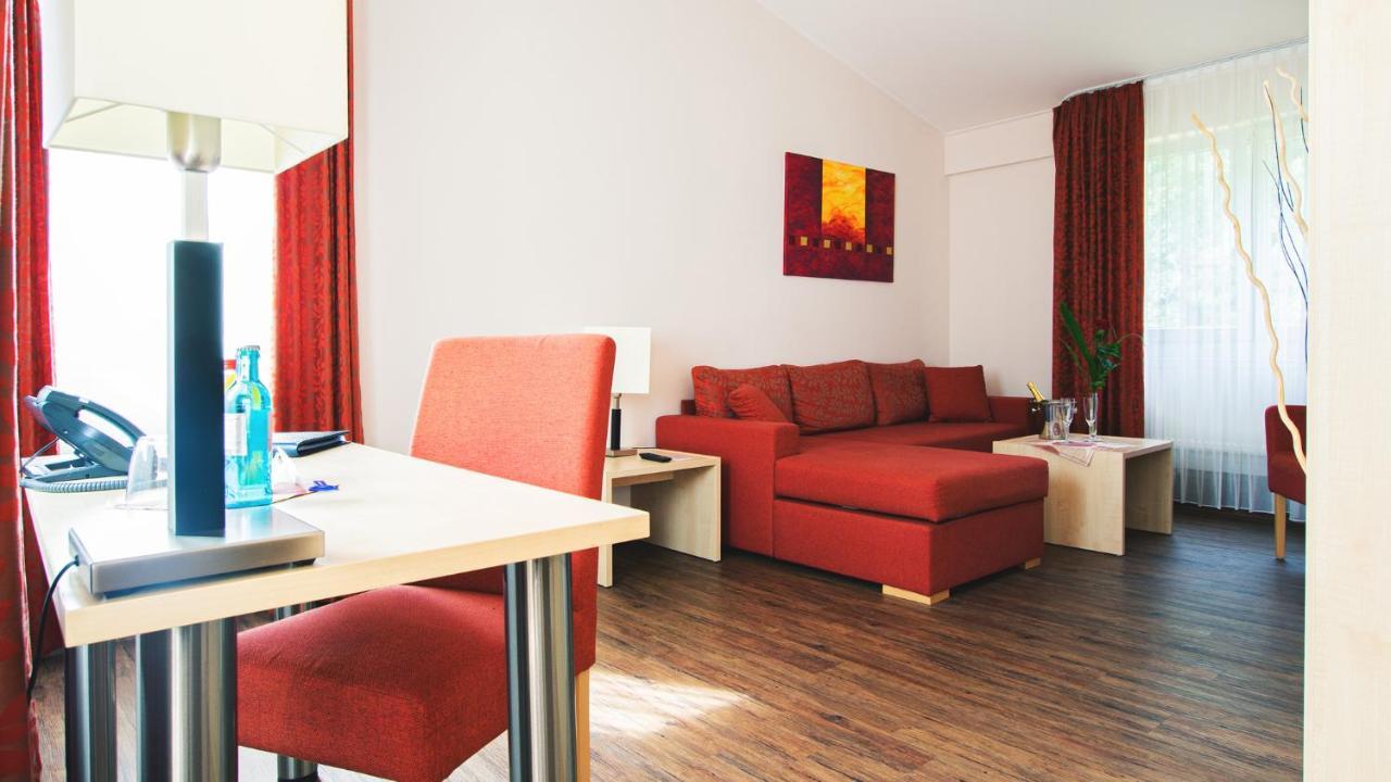 Taunustagungshotel Friedrichsdorf Luaran gambar